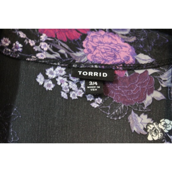 Torrid Purple Floral Satin Kimono Open Front Black Plus Size 3/4 3X 4X H14447 - Picture 5 of 9